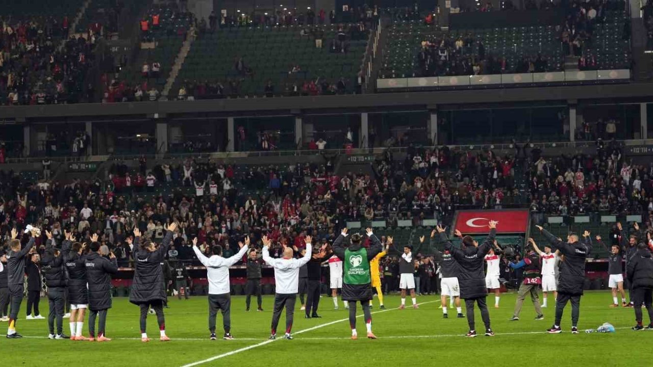 A Milli Futbol Takımı’nda Gürcistan galibiyeti sevinci