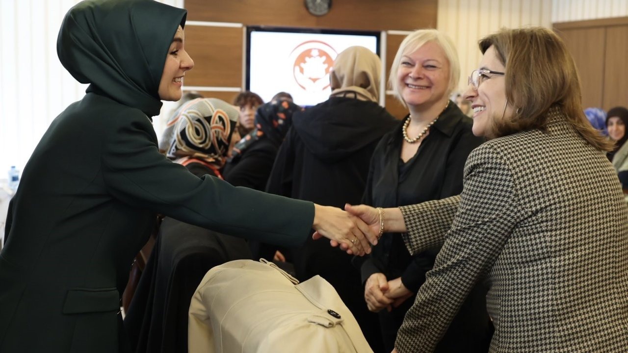 Bakan Göktaş: &quot;(Kadına yönelik şiddetle mücadele) İş birliklerimizi güçlendirmeye devam ediyoruz&quot;