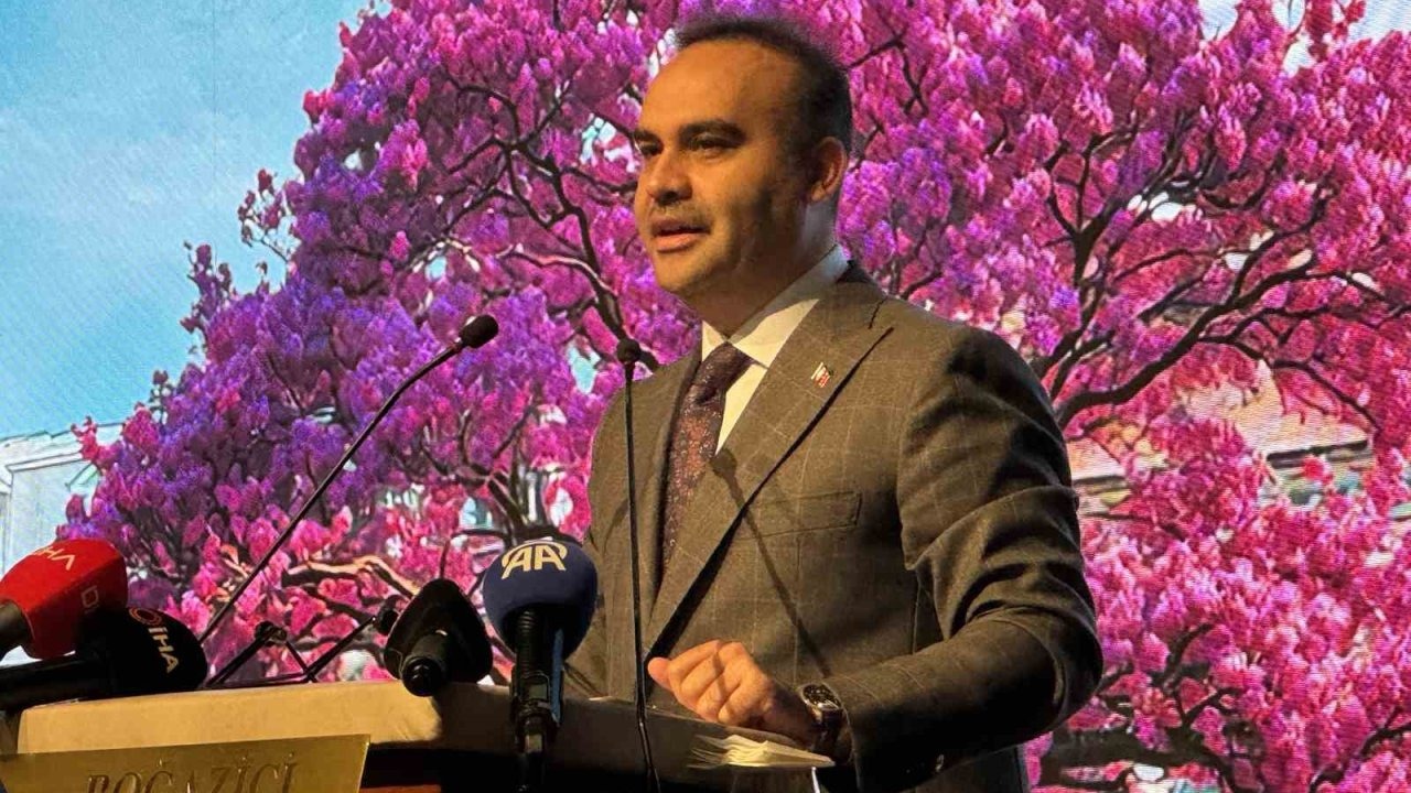 Bakan Kacır: &quot;Biz öyle kuvvetleneceğiz ki dünyadaki hiçbir zalim bir masuma zarar vermeye cesaret edemeyecek&quot;