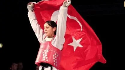 Dünya Tekvando Şampiyonu Emine Göğebakan kimdir? Kaç yaşında, nereli ve kariyeri