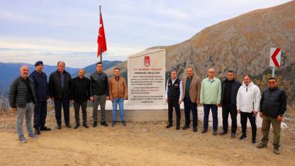 Dünyanın en tehlikeli yolu Bayburt turizmine kazandırılıyor: Derebaşı Virajları'na 'Künye Taşı' dikildi