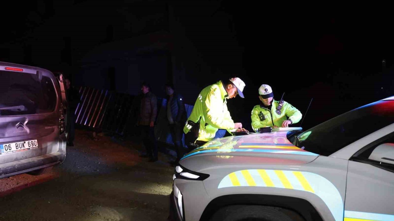 Dur ihtarına uymadı, çıkmaz sokakta yakalandı