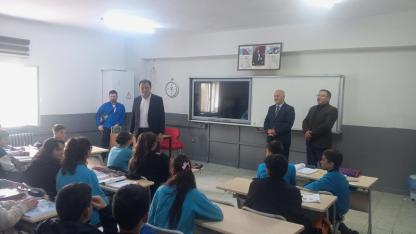 Kaymakam Bayram'dan Şehit Erdal Eraslan İ.H.O’ya ziyaret