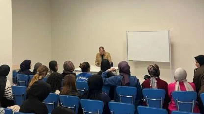 Öğrencilere “Düşünme becerileri ve teknikleri” eğitimi