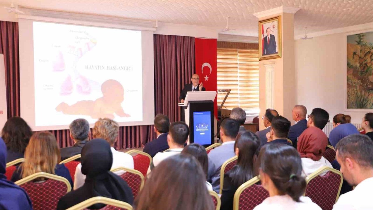 Öğretmenlere ‘Beyin Temelli Öğrenme’ Semineri verildi