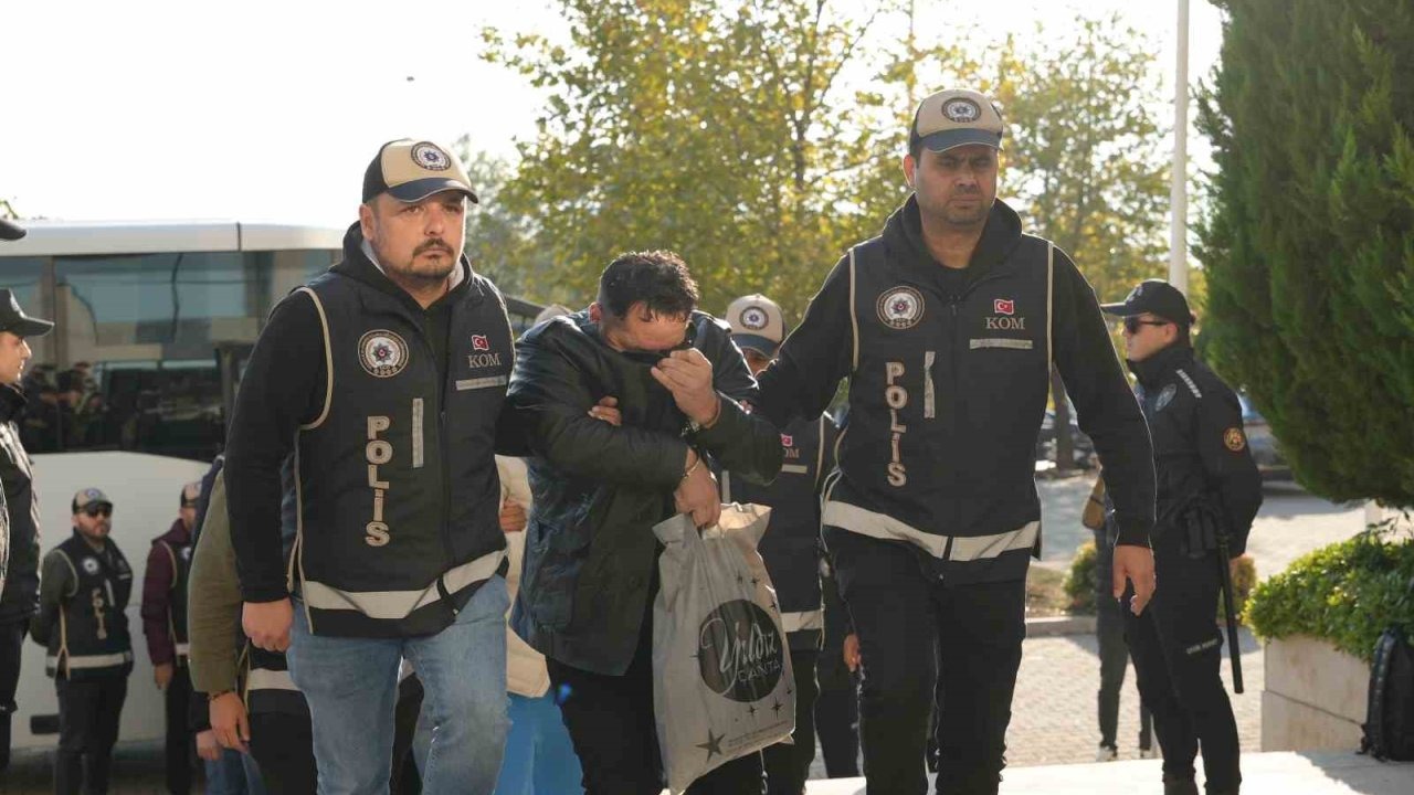 Sahte alkol testi şebekesi 100 sürücünün ehliyetini geri aldırdı