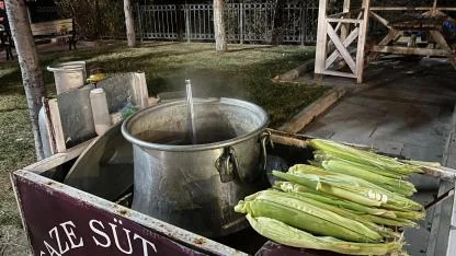 Soğuk Bayburt akşamlarını ısıtan sıcak sokak lezzetleri