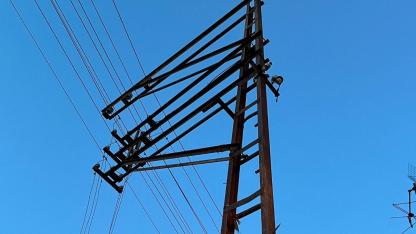 Yağmurlu günler başladı: Eski elektrik direkleri tehlike oluşturabilir