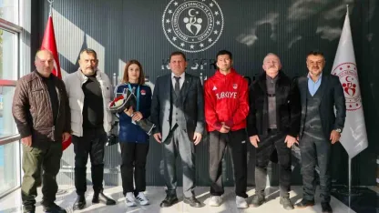 Şampiyonlara coşkulu karşılama