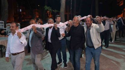 Gelin ve damada 15 metrelik para kurdelesi