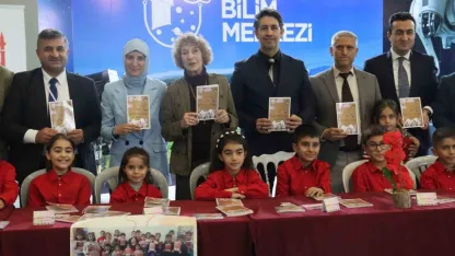 Şanlıurfa’da miniklerin kaleme aldığı "20 düş yolculuğu" kitabı okuyucuyla buluştu