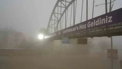 Erzincan güne sisle uyandı