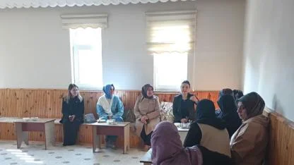 AK Parti Bayburt Kadın Kolları’ndan Erikdibi Köyü’ne ziyaret