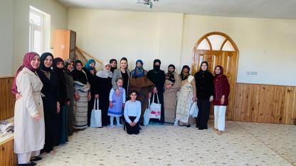 AK Parti Kadın Kolları köy ziyaretlerini sürdürüyor