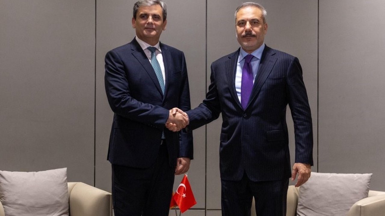 Bakan Fidan, Karadağlı mevkidaşı ile bir araya geldi