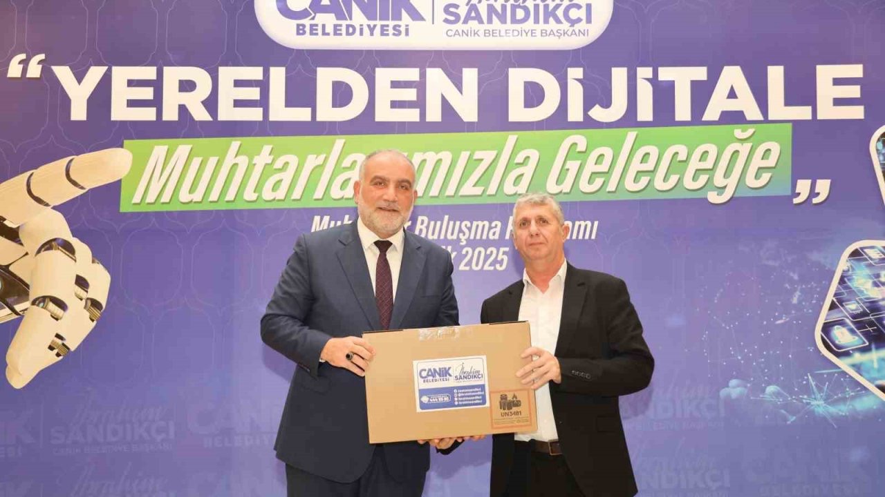 Başkan Sandıkçı: &quot;Dijital dönüşümle ana hedefimiz, vatandaşlarımıza etkin ve hızlı hizmet&quot;