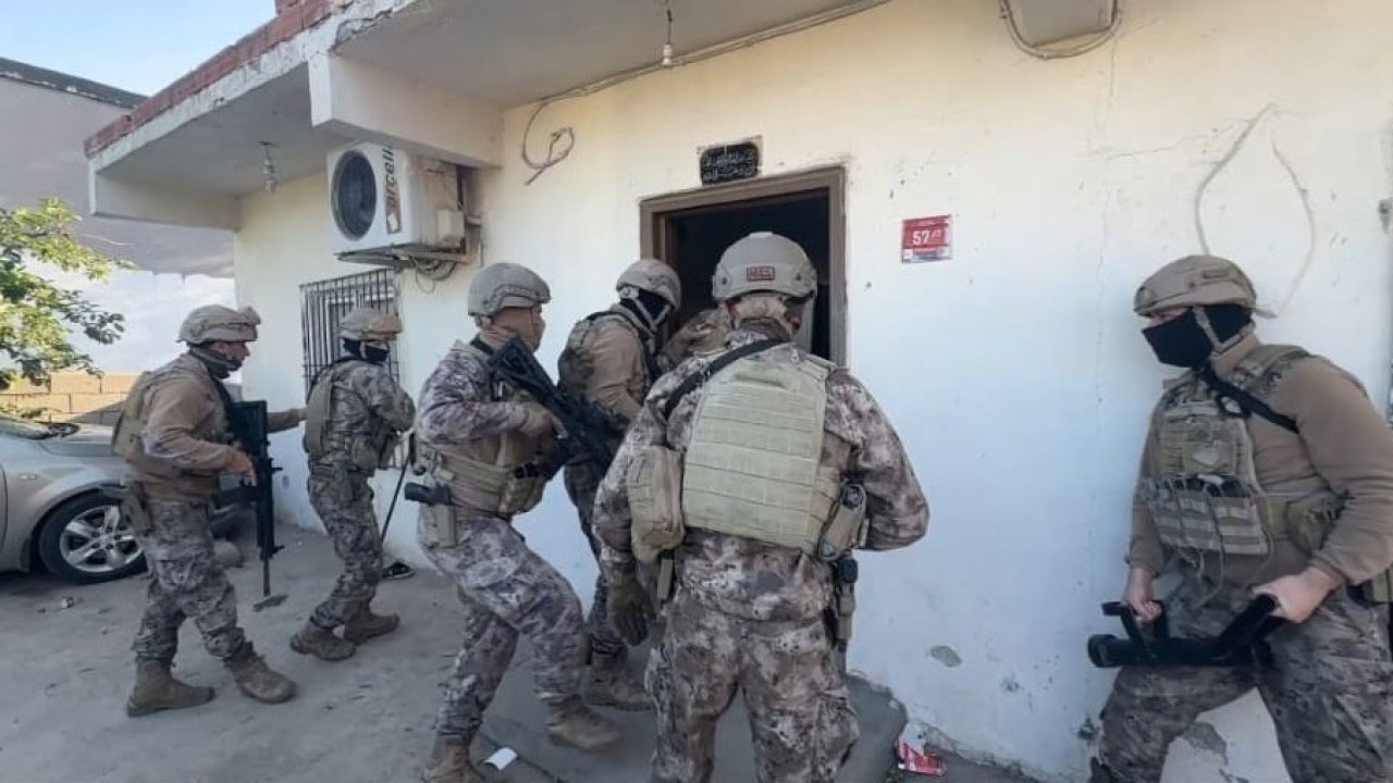 Batman’da silah kaçakçılarına büyük darbe: 2023-2025 yıllarını kapsayan dönemde 2 binden fazla silah ele geçirildi