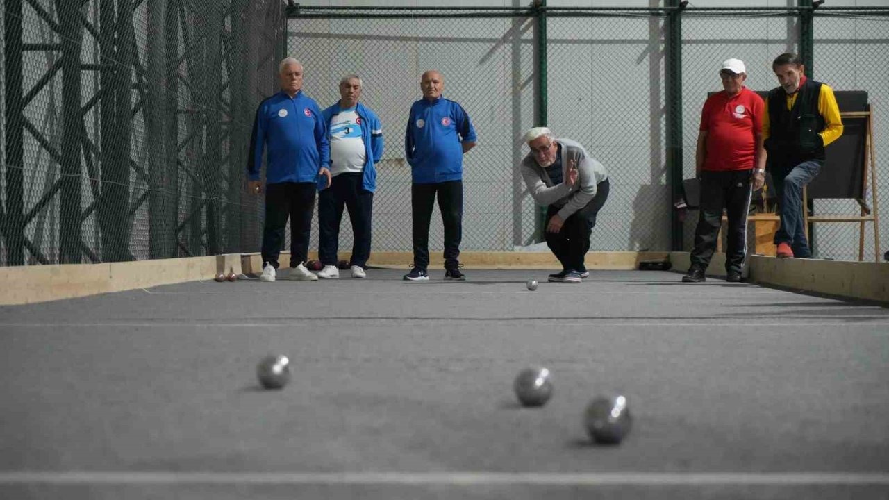Bocce final müsabakası renkli görüntülere sahne oldu