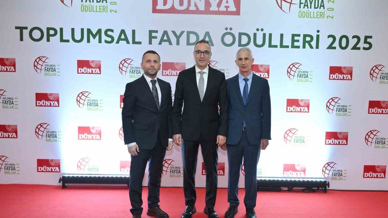 Çayeli Bakır’ın ‘Arıcılığı Geliştirme Projesi’ne Toplumsal Fayda Ödülü