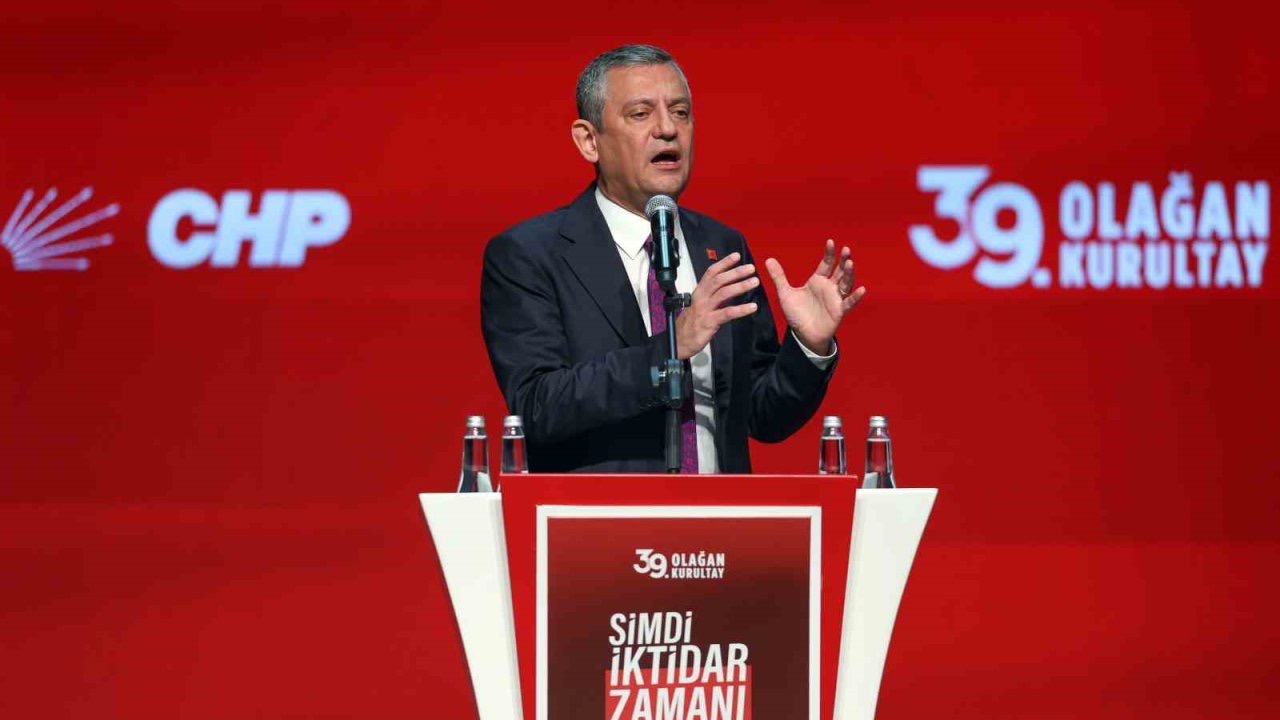 CHP Genel Başkanı Özel: &quot;CHP bizi eskiye döndürmek isteyenlerden arınacak&quot;