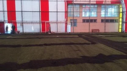 Gökçedere’nin halı sahası yenileniyor