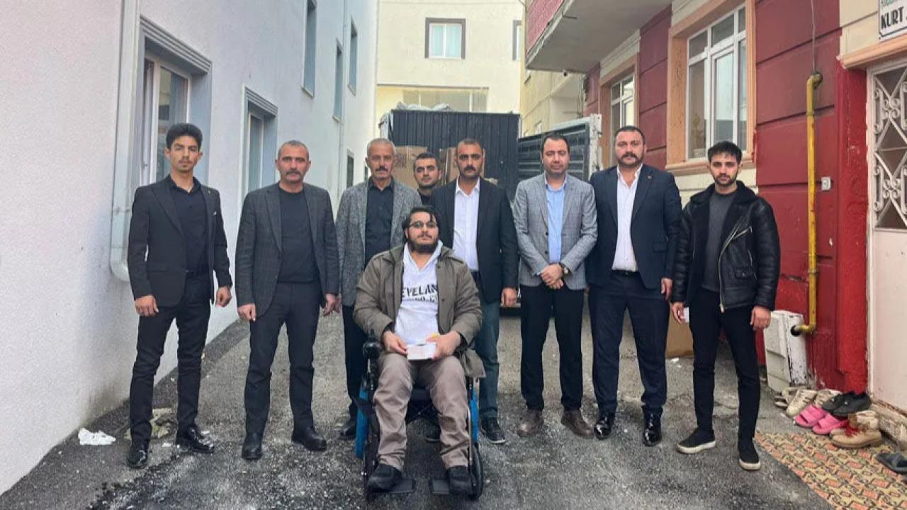 Ülkü Ocakları&#039;ndan akülü araba hediyeleriyle engelli bireylerin hayatına kolaylık