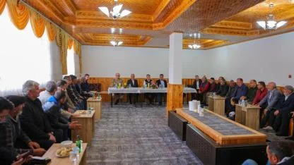 Vali Eldivan Adabaşı ve Aydıncık köylerini ziyaret etti