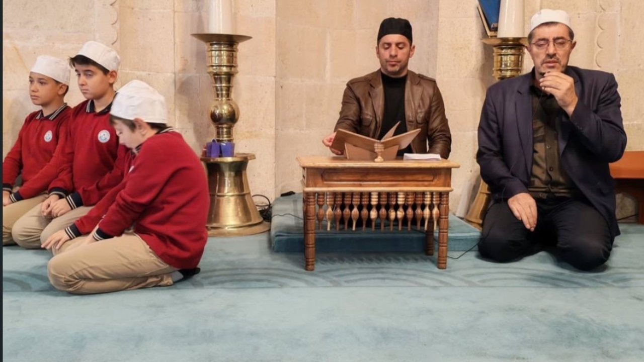 Vefat eden öğretmenler için Ulu Camii’de mevlit okundu