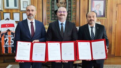 Bölgesel gelişime katkı sunacak iş birliği protokolü için imzalar atıldı