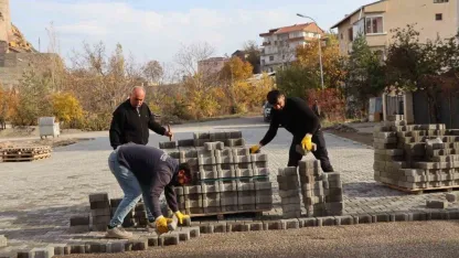 Oltu’da 115 bin metrekare parke taş döşendi