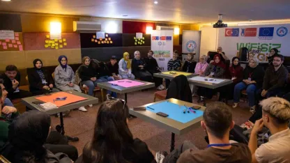 Rize’de gençlerin sosyal medya bağımlılığı araştırılıyor