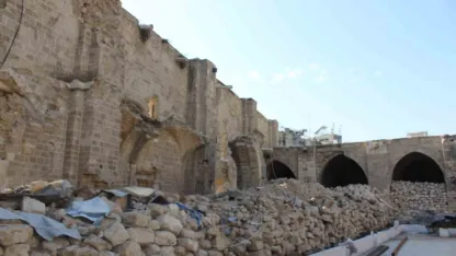Gazze’nin en eski camisi Büyük Ömer Camii’nde restorasyon çalışmaları başladı