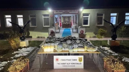 Mehmetçik hudutta uyuşturucuya geçit vermedi: Yaklaşık 259 kilogram uyuşturucu madde ele geçirildi