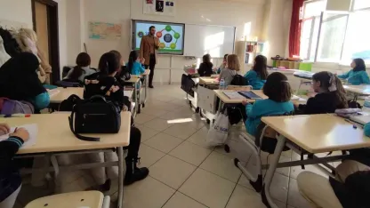 Öğrencilere sıfır atık ve çevre farkındalığı eğitimi verildi