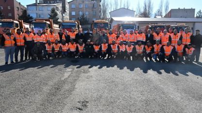 Karla ve buzla mücadele dualarla başladı