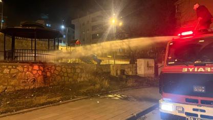 Az kalsın parkı yakıyorlardı!