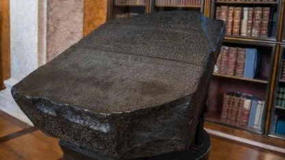 Bilim insanları henüz çözülememiş 7 antik dili açıkladı