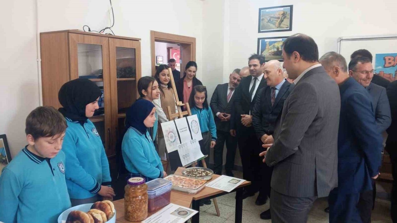 Yerli Malı Haftası farklı okullarda kutlandı