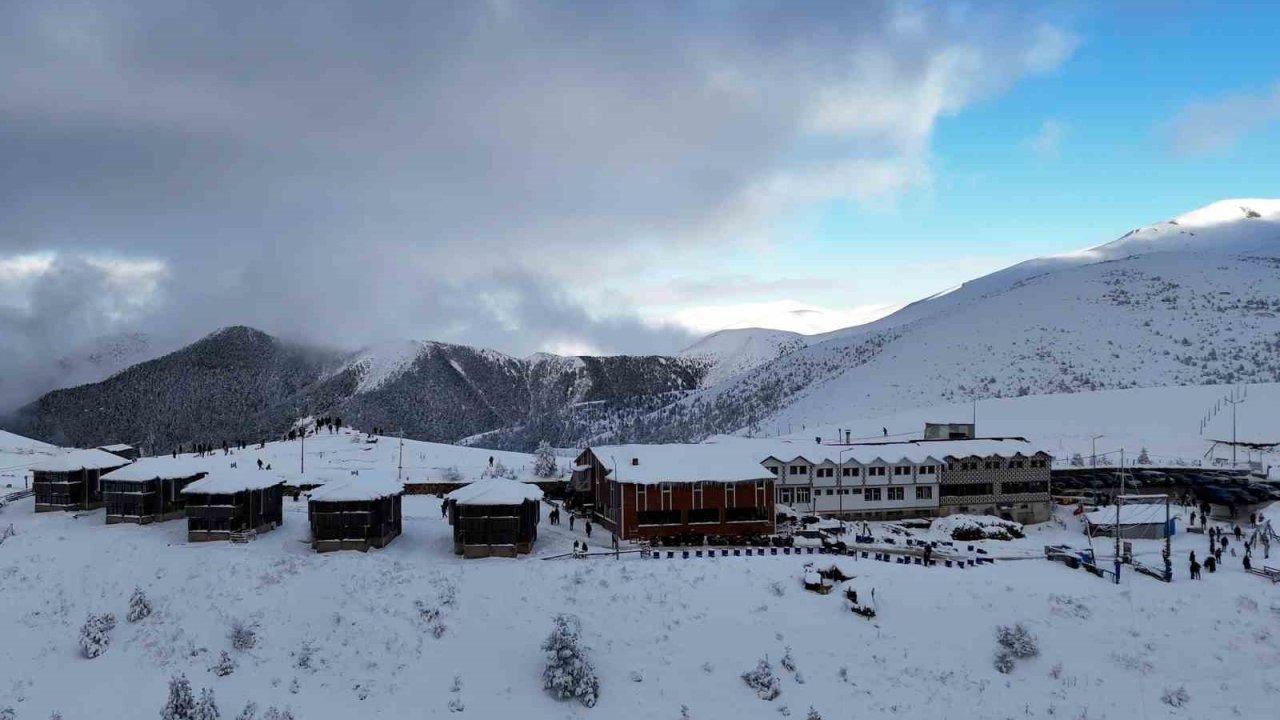 Zigana’nın zirvesinde "kar" yoğunluğu