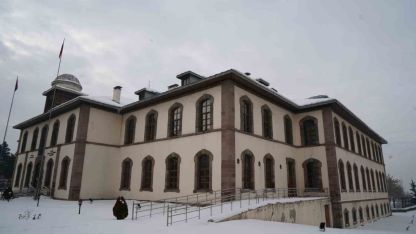 Tarihi Erzurum Kongre Binası için tehlike zilleri çalıyor