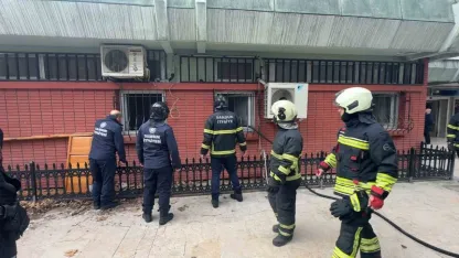 Cuma namazı öncesinde cami çarşısında yangın paniği