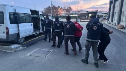 Erzincan’da 19 kaçak göçmen yakalandı, 3 organizatör tutuklandı