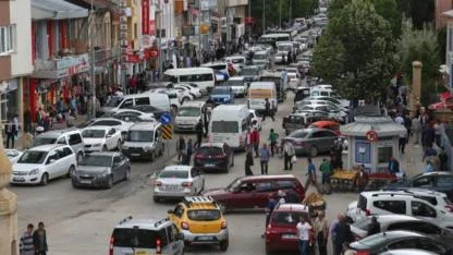 Araç sayısında hızlı artış: Bayburt trafiği alarm veriyor