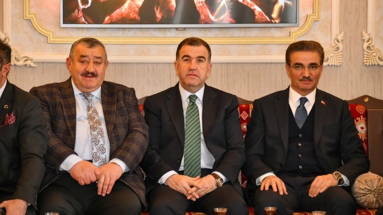 Bayburt ve Gümüşhane valileri havalimanı için bir araya geldi
