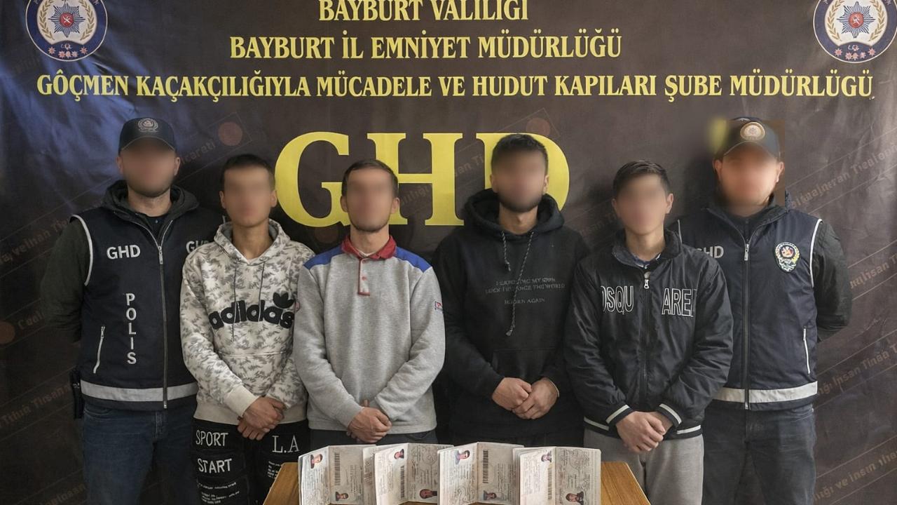 Bayburt’ta sahte pasaport ve organizatör kıskacı