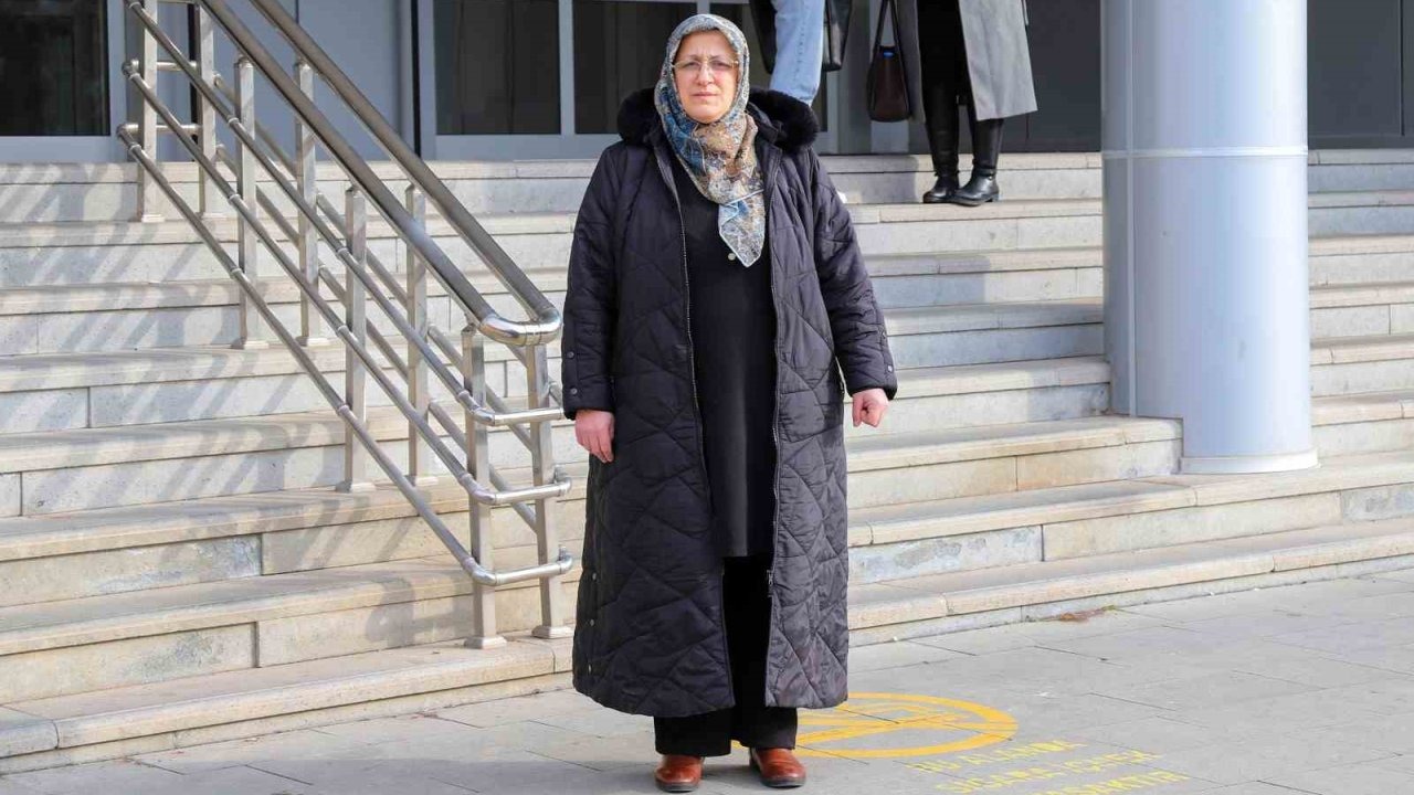 Hem anne hem çalışan hem öğrenci; O Gümüşhane Üniversitesi’nin Sibel Ablası