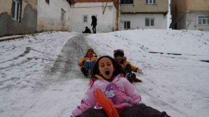 Yarın okullar tatil mi?