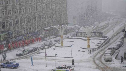 Erzurum’da kar sebebiyle 312 köyün yolu kapandı