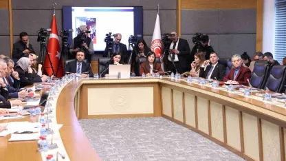 Bakan Bak: "Suça sürüklenen her çocuk, toplumsal hayata kazandırılması gereken bir bireydir"