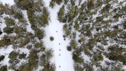Tersun Dağı’nda zorlu kış yürüyüşü: Kar kalınlığı 1,5 metreyi buldu
